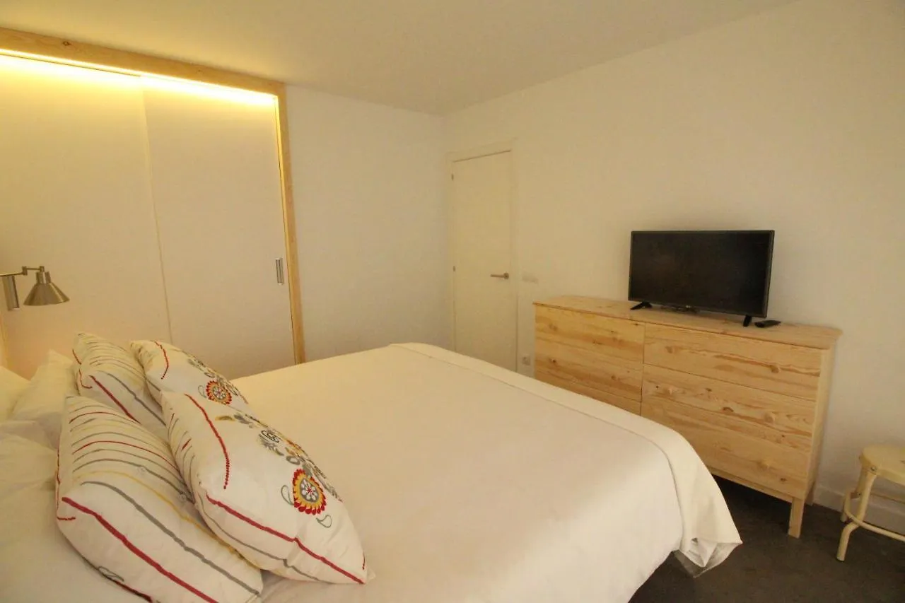 Apartamento 2 dormitorios con piscina y jardín Somo España