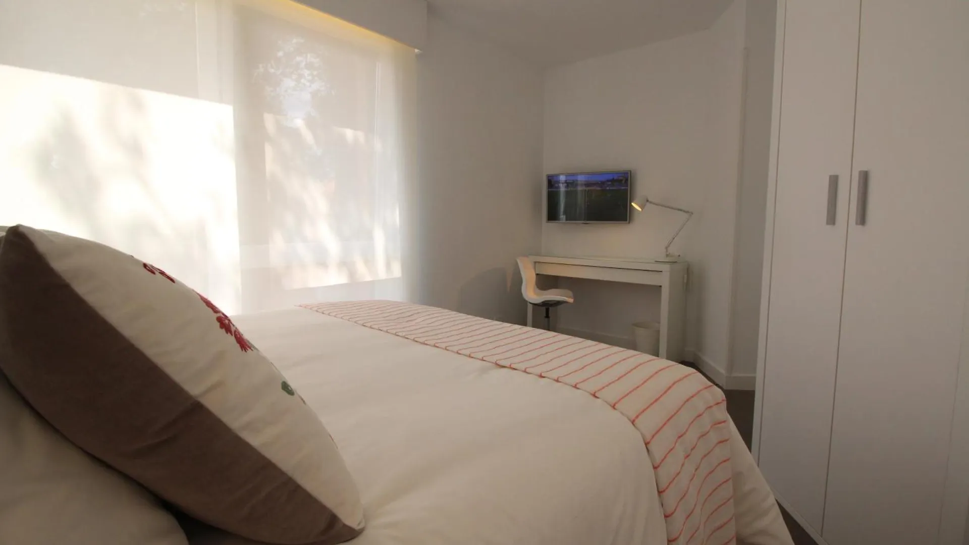 Apartamento 2 dormitorios con piscina y jardín Somo España
